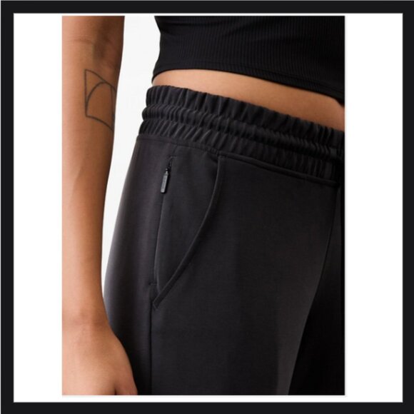 Seasoft quarter zip + Mid Rise Straight Pant SET - Picture 5 of 5